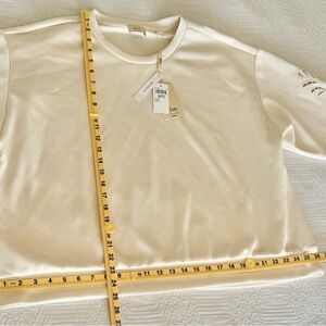 Elie Tahiti Ivory/Cream super soft  Sweatshirt with cut out sleeves size 2X
